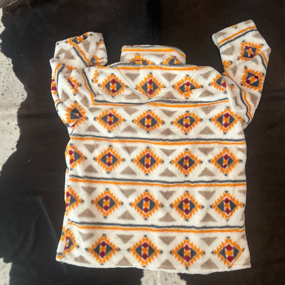 Geometric Patterned Fleece Pullover - Picture 2 of 2